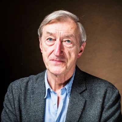 Julian Barnes